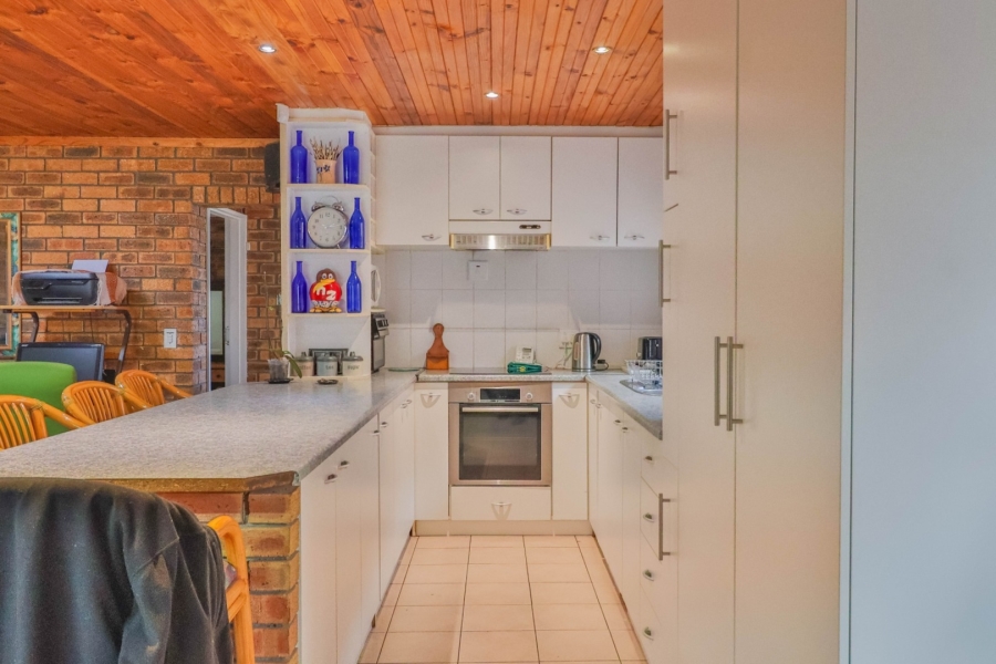 3 Bedroom Property for Sale in Kleinmond Western Cape